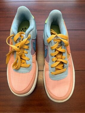 Nike Sun Club Sneakers Size 4.5 Youth New Without Box